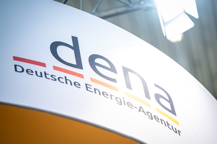 PM dena: Mit Weißen Zertifikaten - dena empfiehlt verpflichtende Energieeinsparungen