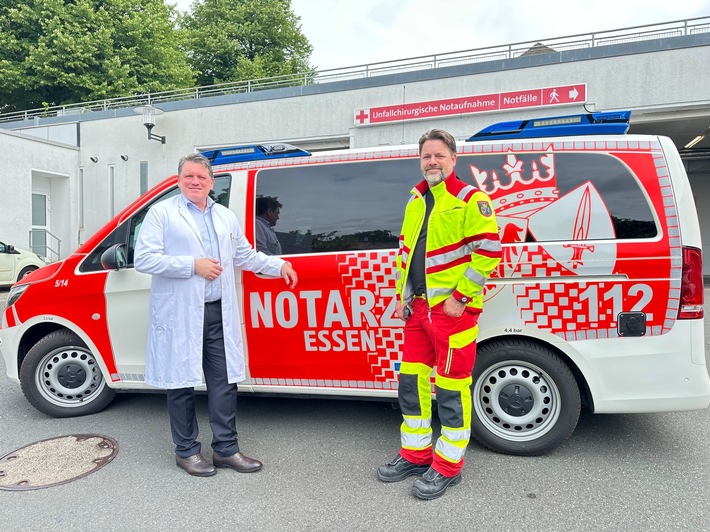 Notruf aus dem Auto: Essener Forschung will Notfallmedizin verbessern