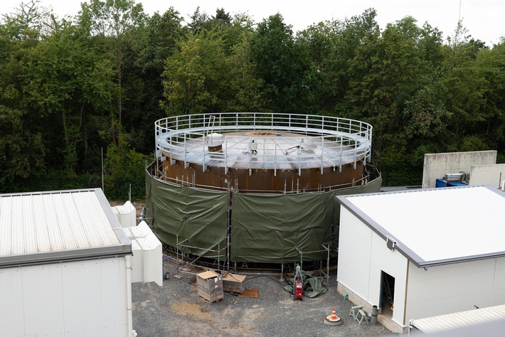 Wärmewende für Köln – RheinEnergie baut einen Fernwärmespeicher am Heizkraftwerk Merheim