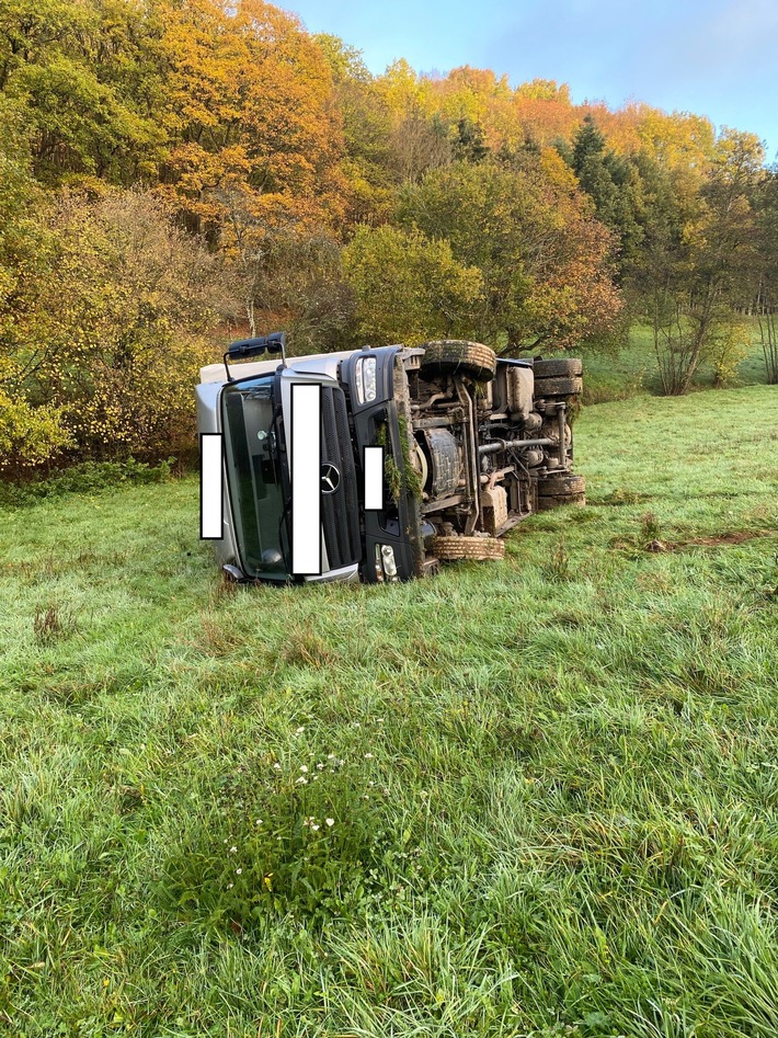 POL-PDKL: LKW-Fahrer folgt Navi und verunglückt