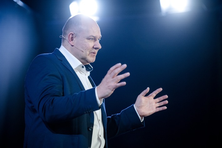 Experte für interkulturelle Kompetenz: Unternehmensberater Thomas Geerlings / Weiterer Text über ots und www.presseportal.de/nr/152686 / Die Verwendung dieses Bildes für redaktionelle Zwecke ist unter Beachtung aller mitgeteilten Nutzungsbedingungen zulässig und dann auch honorarfrei. Veröffentlichung ausschließlich mit Bildrechte-Hinweis.