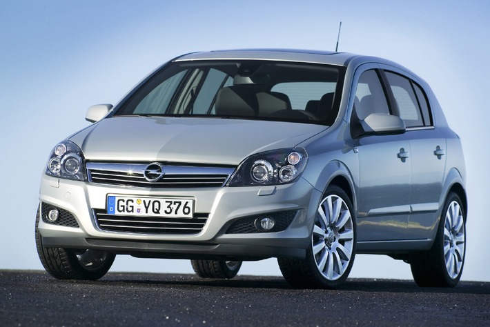 Modellpflege des Opel-Bestsellers / Neuer Astra: Feinschliff im Design und optimiertes Motorenprogramm