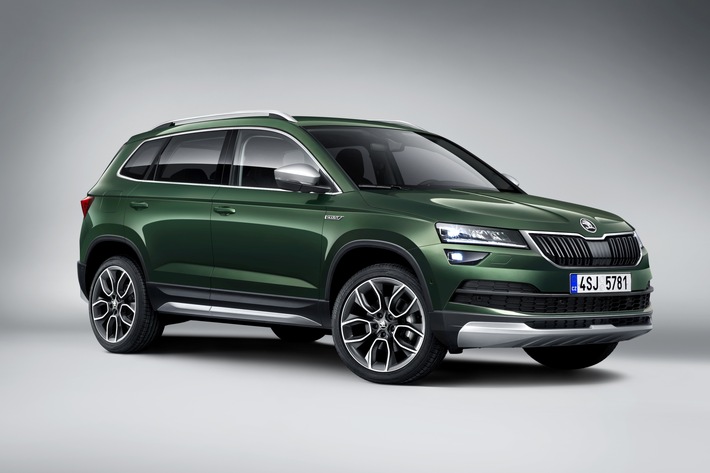 Bestens gerüstet für den Offroad-Einsatz: der SKODA KAROQ SCOUT (FOTO)