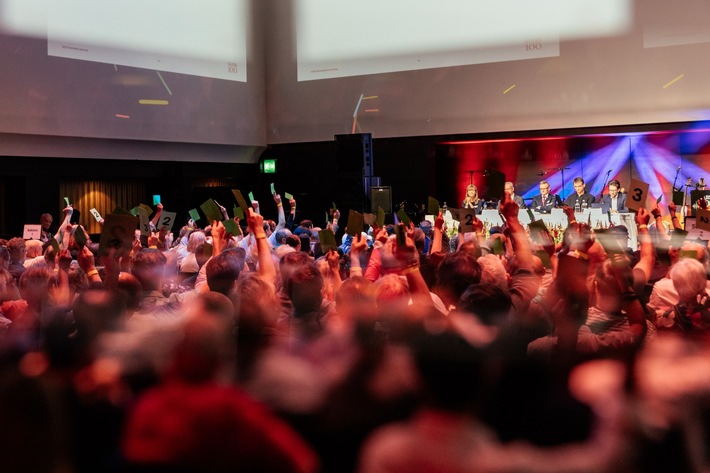 COMMUNIQUÉ DE PRESSE: SUISA réalise le meilleur résultat annuel de ses 100 ans d