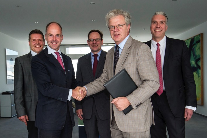 Messe Berlin und Wolfsburg AG verlängern Zusammenarbeit zur IZB bis 2022