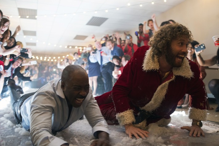 OFFICE CHRISTMAS PARTY / Ab 8. Dezember läuft die abgedrehte Weihnachtskomödie im Kino