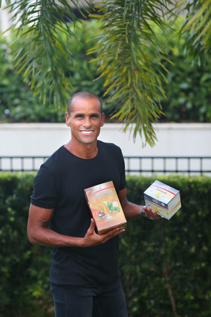 Rivaldo neuer FitLine-Markenbotschafter