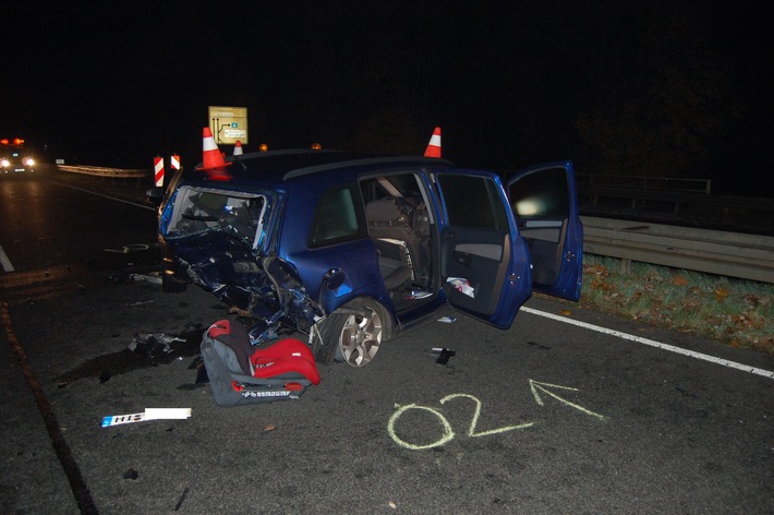 POL-HI: Hildesheim: Verkehrsunfall mit zwei Verletzten auf der B 243