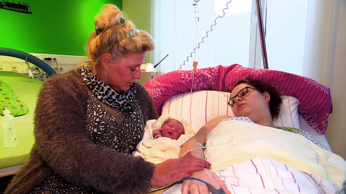 Calantha bekommt ein Baby - Neue Folge "Die Wollnys" am Mittwoch bei RTL II