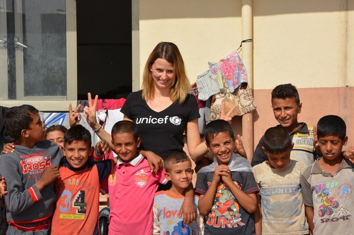 UNICEF-Botschafterin Eva Padberg feiert "Baby Shower"