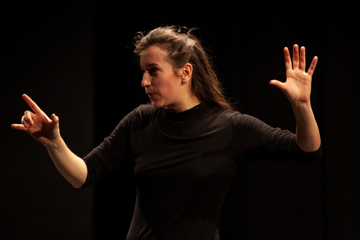 Percento culturale Migros: concorso di teatro del movimento 2020 / 72 000 franchi a favore dei giovani talenti svizzeri del teatro del movimento