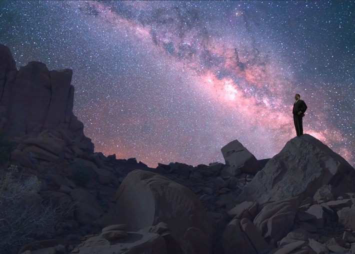 Flug zum Weihnachts-Kometen ISON: National Geographic Channel stellt Weltall-Dokureihe "Unser Kosmos" in spektakulärem Setting vor (FOTO)