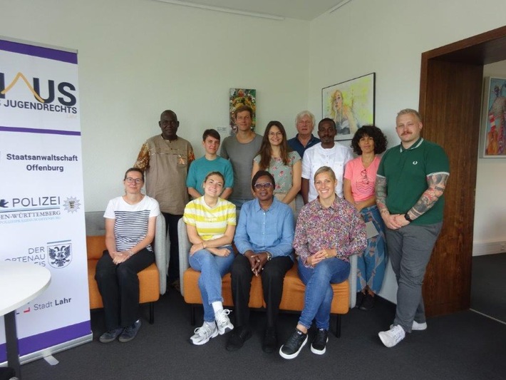 POL-OG: Lahr - Internationaler Austausch: Delegation afrikanischer Kinderrechtsorganisationen zu Besuch im Haus des Jugendrechts Lahr