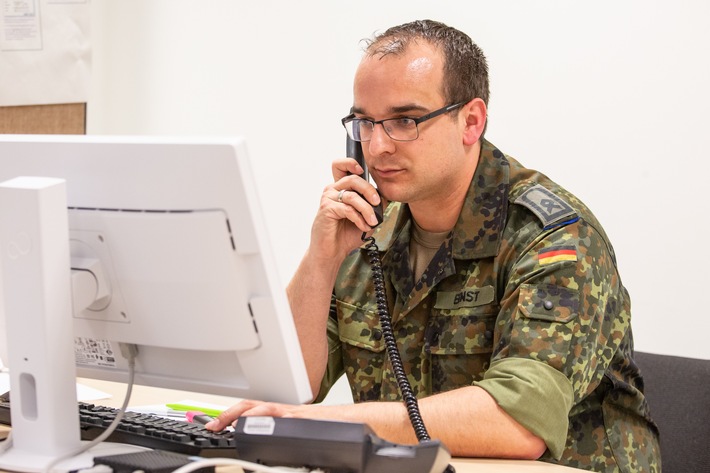 Containment Scouts&quot; der Bundeswehr: Soldaten der Bundeswehr leisten Amtshilfe in Gesundheitsämtern