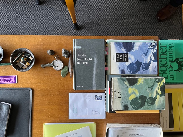 KLAUS MERZ zum 80. Geburtstag: Das Forum Schlossplatz zeigt die Ausstellung «Aussen ist innen – KLAUS MERZ»