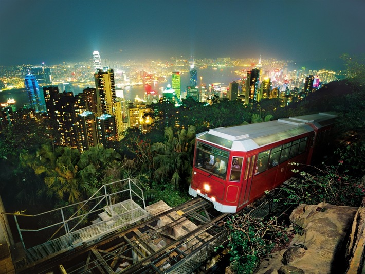 hongkong_peaktram - Kopie.jpg