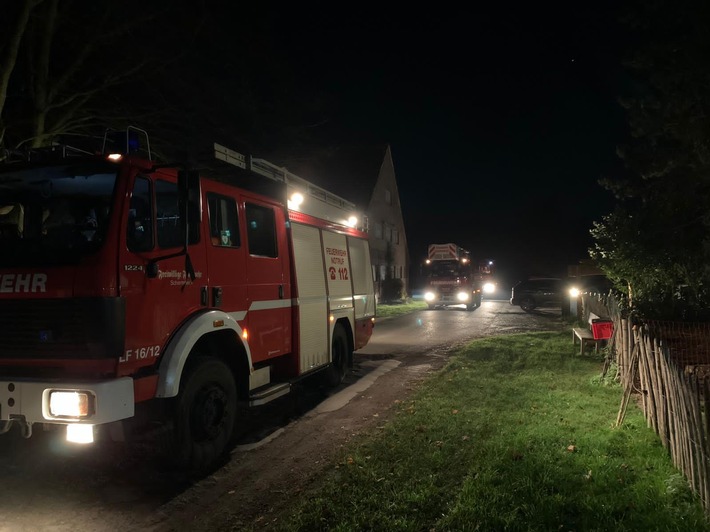 FW-Schermbeck: "Verdächtiger Rauch" ließ Feuerwehr zur Westricher Straße ausrücken