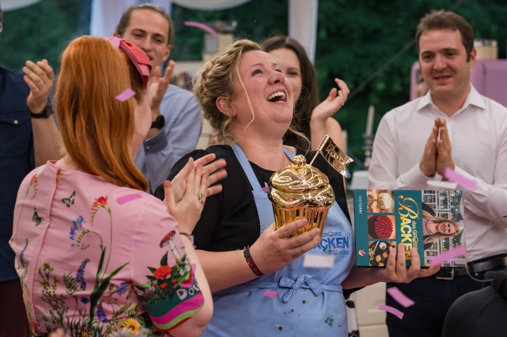 Meisterliches Finale von "Das große Backen" in SAT.1 - Monika aus Chamerau ist Deutschlands beste Hobbybäckerin 2023