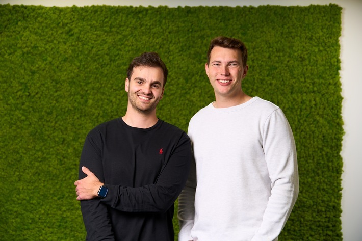 Jan Philipp Hansel und Tobias Vogt / Weiterer Text über ots und www.presseportal.de/nr/181360 / Die Verwendung dieses Bildes für redaktionelle Zwecke ist unter Beachtung aller mitgeteilten Nutzungsbedingungen zulässig und dann auch honorarfrei. Veröffentlichung ausschließlich mit Bildrechte-Hinweis.