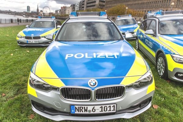 POL-REK: Fahrzeuge gestohlen - Frechen