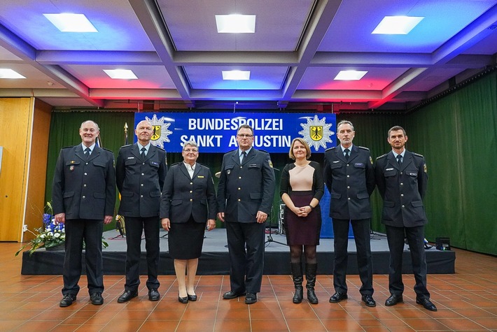 BPOL NRW: Neujahrsempfang Bundespolizei - 500 Gäste gemeinsam für die Sicherheit - Dank an Politik für mehr Sicherheit - Gemeinsam gegen Respektlosigkeit und Gewalt