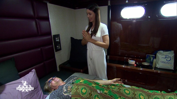 Reinigen & Reiki - Eine neue Folge von "Die Geissens" bei RTL II