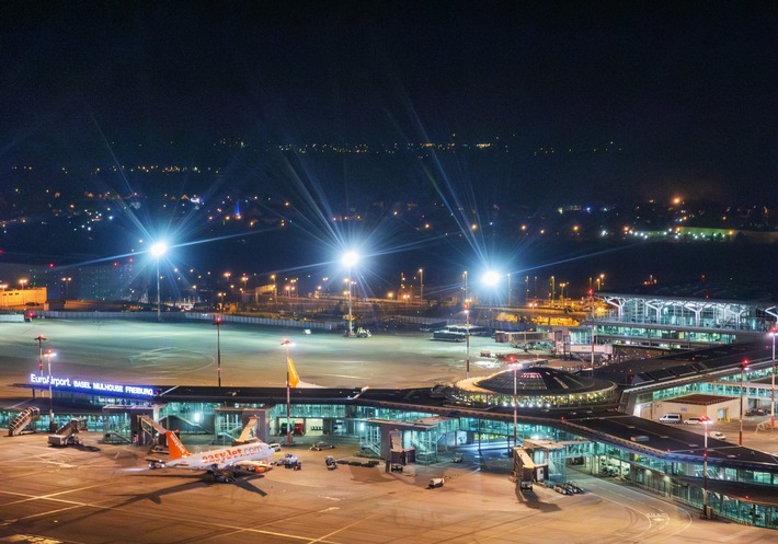 Significantly fewer take-offs after 23:00 at EuroAirport – measures are proving effective
