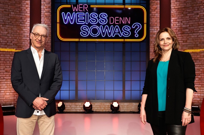 Das Erste: Wiedersehen mit "Edel & Starck": Rebecca Immanuel und Christoph M. Ohrt bei "Wer weiß denn sowas?" / Das Wissensquiz vom 10. bis 14. Mai 2021, um 18:00 Uhr im Ersten