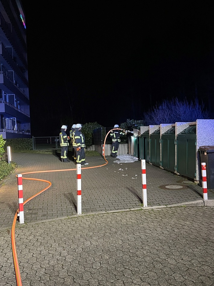 FW-Erkrath: Silvesterbilanz der Feuerwehr Erkrath zum Jahreswechsel 2023/2024