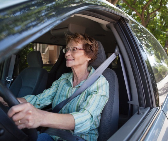 LKA-RP: LKA unterstützt zweite Seniorenmesse in Wolfstein - Verkehrssicherheit für Seniorinnen und Senioren im Fokus