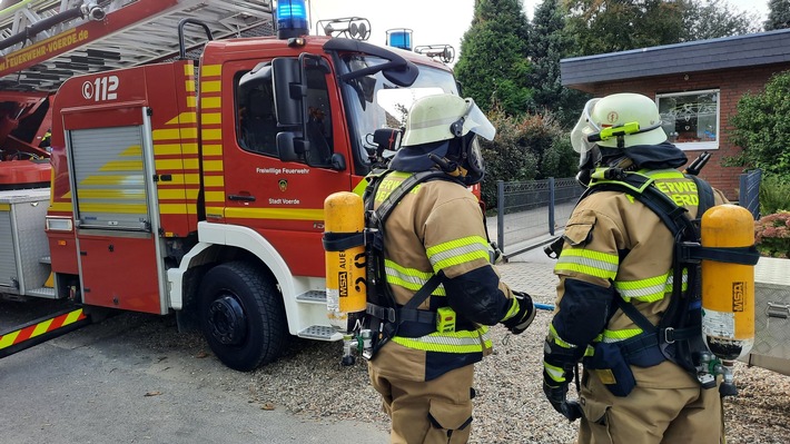 FW Voerde: Kabelbrand in Friedrichsfeld