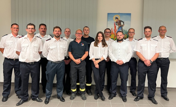 FW Alpen: Jahreshauptversammlung der Freiwilligen Feuerwehr Alpen - Einheit Menzelen