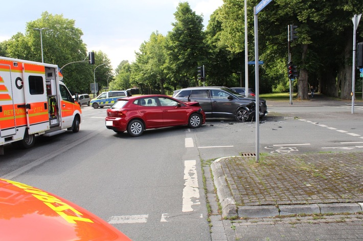 POL-COE: Coesfeld, Billerbecker Straße/ Verletzte bei Unfall