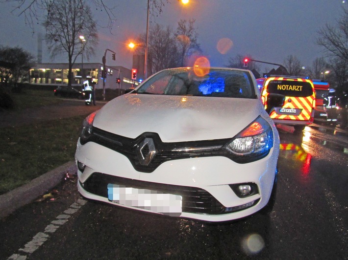 POL-ME: Schwerer Verkehrsunfall in Erkrath: Seniorin verstorben - Erkrath - 2012038