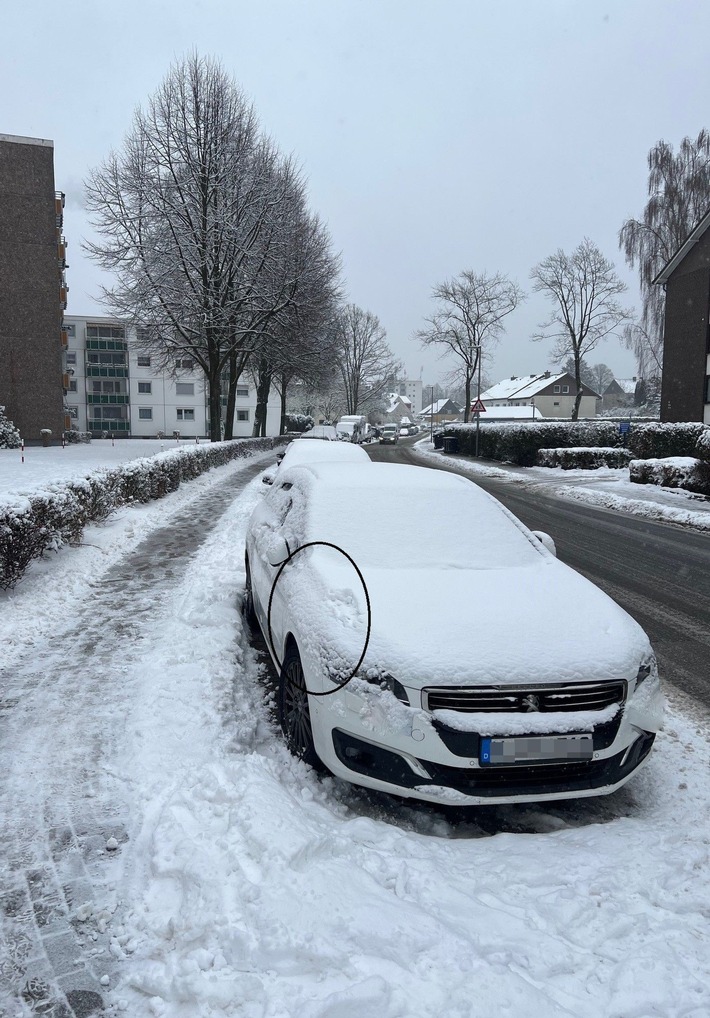 POL-BI: Fahrer eines Elektro-Rollstuhls sowie Zeugen gesucht