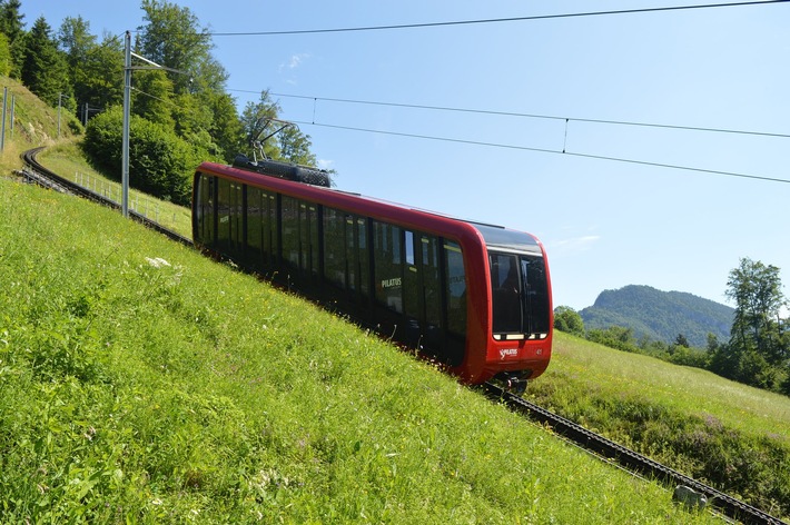 Entscheidender Meilenstein für Pilatus-Bahnen AG: grünes Licht für Doppelformation