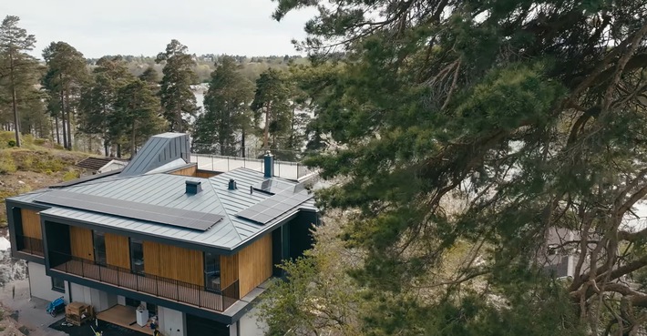 Solarzellen der Zukunft: Was Effizienz-Rekorde für Solarmodule im Eigenheim bedeuten - Ein Blick auf Rückkontakt- und Tandemtechnologie