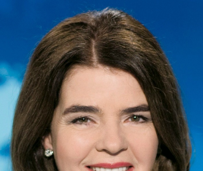 Susanne Daubner, Nachrichten-Sprecherin und TV-Moderatorin, moderiert die Verleihung des Kinderschutzpreises HELDENHERZ 2018. Der Medienpreis der Stiftung Mittagskinder wird am 5. November 2018 im Hamburger Rathaus verliehen / Bewerbungen für Medienpreis der Stiftung Mittagskinder bis Ende Juli / Weiterer Text über ots und www.presseportal.de/nr/81904 / Die Verwendung dieses Bildes ist für redaktionelle Zwecke honorarfrei. Veröffentlichung bitte unter Quellenangabe: "obs/Stiftung Mittagskinder/Copyright: Sker Freist / ARD-aktuell"