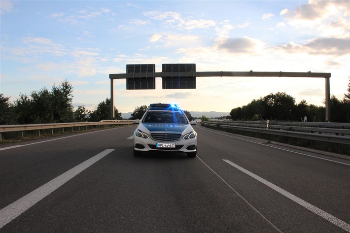 POL-PDNW: Polizeiautobahnstation Ruchheim - Autobahnpolizei beteiligt sich an den Roadpol Safety Days