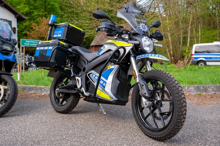 POL-MR: Gießen: Neues Motorrad mit Elektroantrieb - Pilotversuch beim Polizeipräsidium Mittelhessen