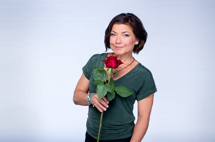 Das Erste / &quot;Rote Rosen&quot;: 3000 Folgen und eine neue Rose / Claudia Schmutzler übernimmt die Hauptrolle in der 17. Staffel der erfolgreichen Daily Novela