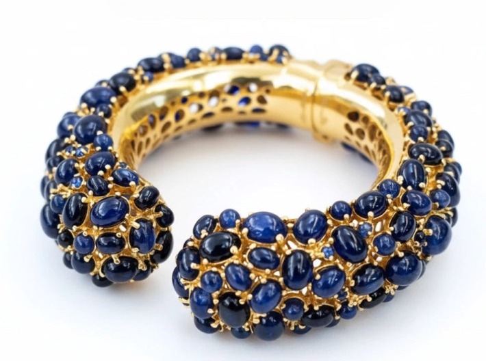 POL-F: 260312 - 0341 Frankfurt - Altstadt: Juweliereinbrecher erbeutet Goldschmuck - Zeugenaufruf