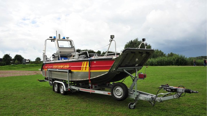 FW Xanten: Personenrettung aus dem Rhein