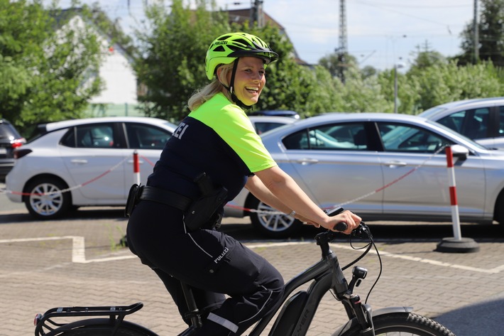 POL-UN: Kamen/Schwerte/Unna/Bönen - Infostände der Polizei in der Aktionswoche "Fahrrad/Pedelec"