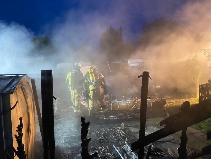 FW Xanten: Brand auf Campingplatz