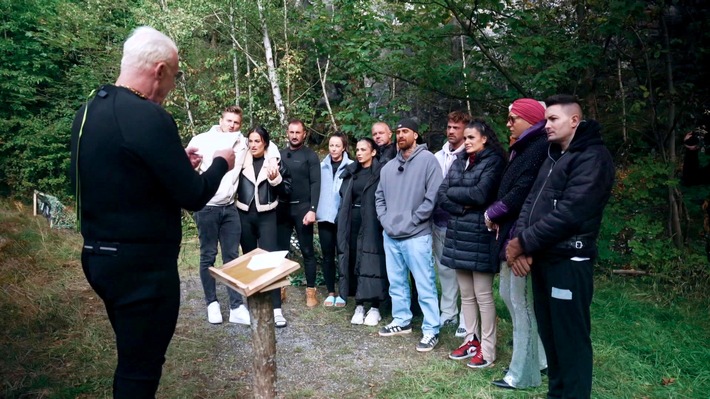 "#CoupleChallenge - Das stärkste Team gewinnt": Einzug der Paare mit zahlreichen Überraschungen und erste Nominierung