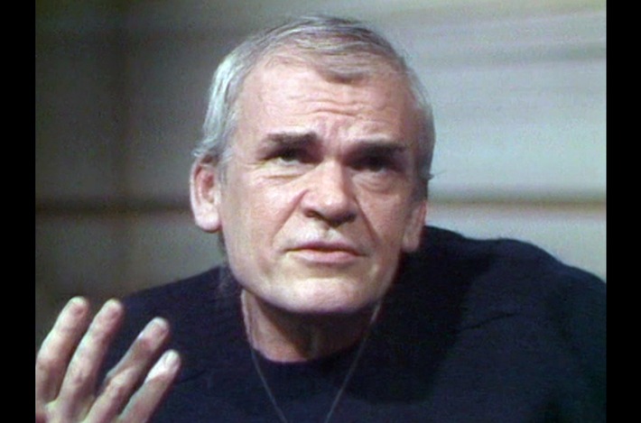 Zum Tod von Milan Kundera : ARTE zeigt die Doku MILAN KUNDERA - DIE IRONIE DES SEINS ab sofort auf arte.tv und Sonntag, 16/07/2023, 23.15 Uhr auf ARTE
