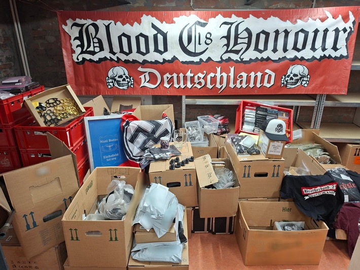 POL-GOE: Gemeinsame Pressemitteilung der STA Göttingen und der ZKI der Polizeidirektion Göttingen: Umfangreiche Durchsuchungsmaßnahmen in einem Ermittlungsverfahren gegen Rechtsextremisten