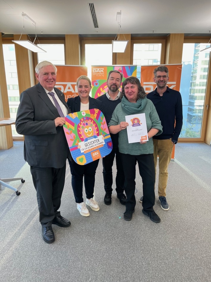 „Clowns gegen Einsamkeit“ gewinnen Wettbewerb für ein gesundes Miteinander in NRW