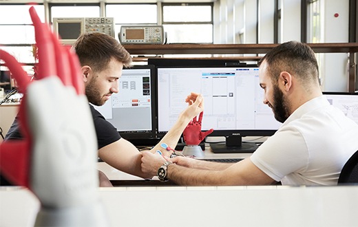 Mécatronique et technique des systèmes – nouveau nom pour la Microtechnique et technique médicale